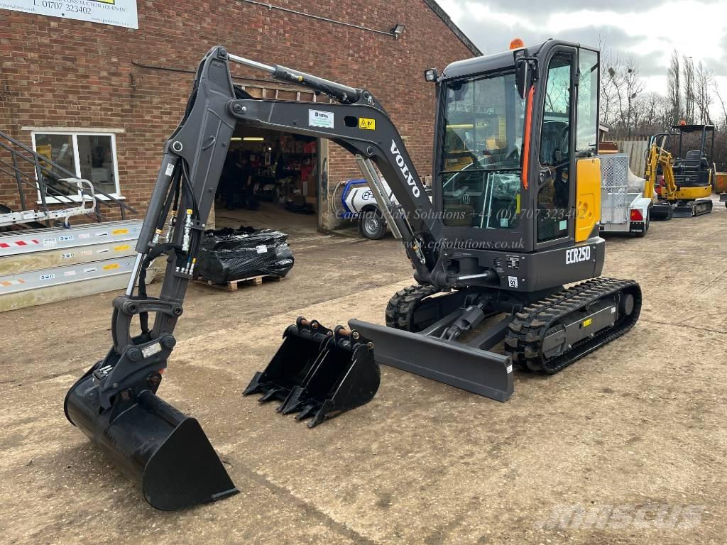 Volvo ECR 25 D Mini pelle < 7t