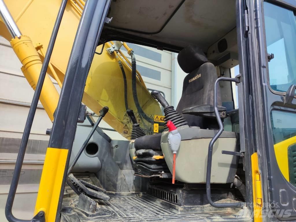 Komatsu PC 210 NLC-8 Pelle sur chenilles