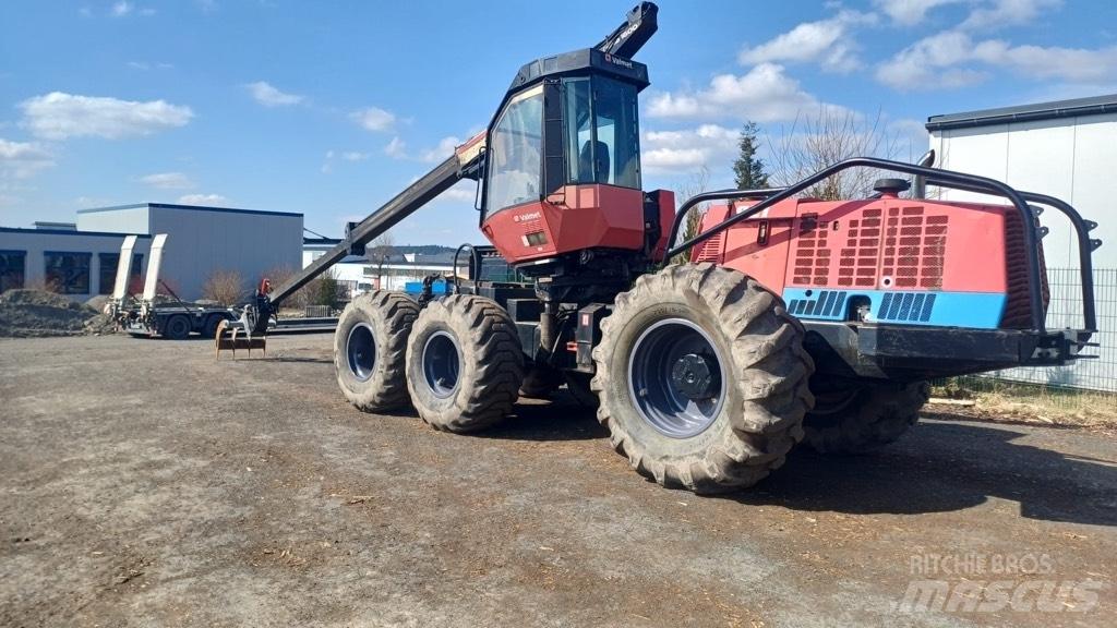 Valmet 921 Abatteuse