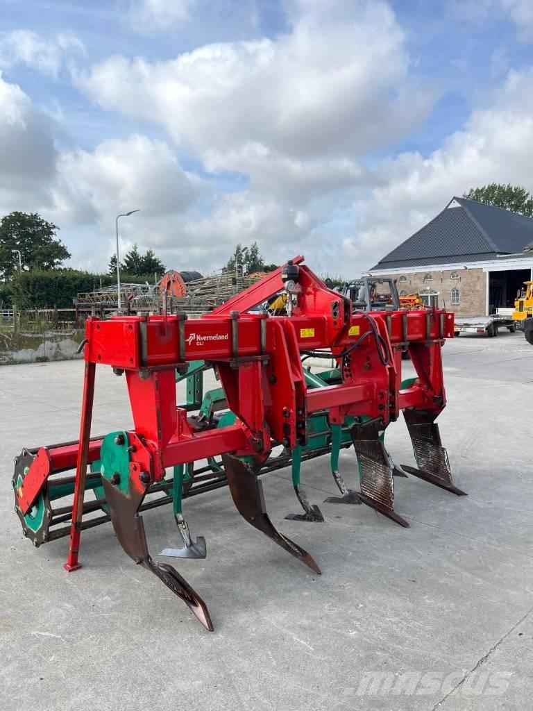 Kverneland CLI430 Déchaumeur, cultivateur