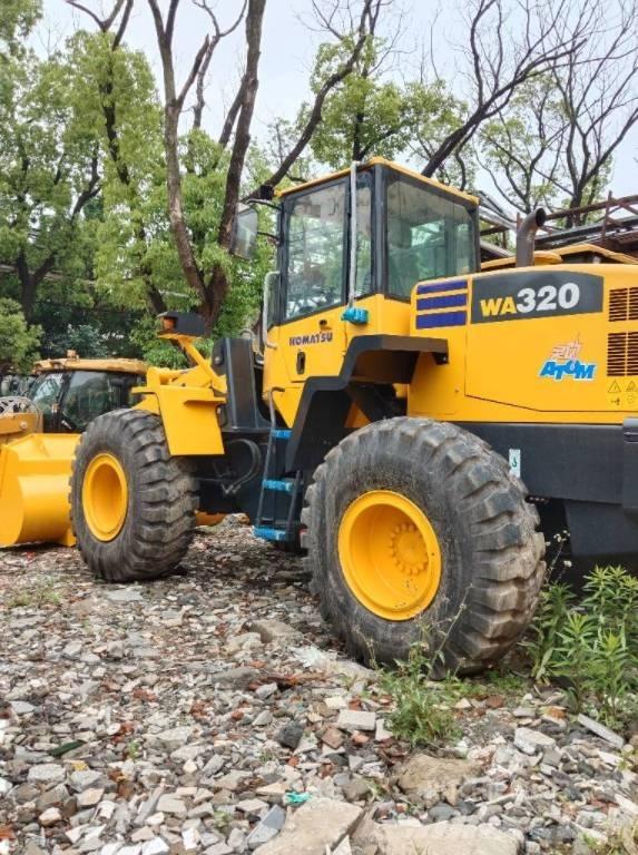Komatsu WA 320-5 Chargeuse sur pneus