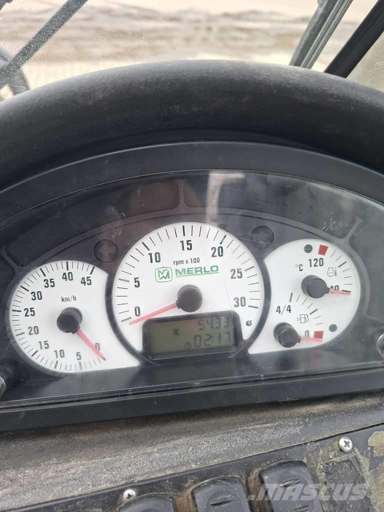 Merlo P 75.9 Nacelles télescopiques