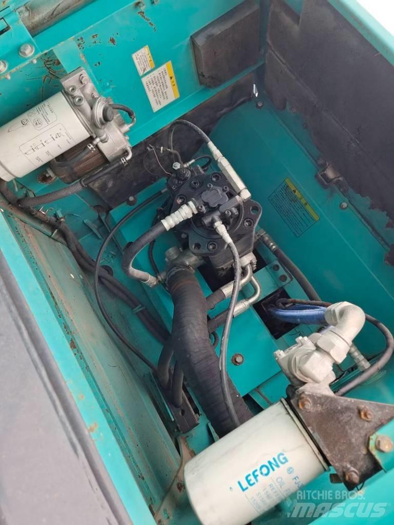 Kobelco SK 260 Pelle sur chenilles