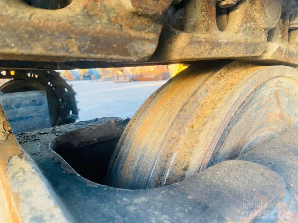 CAT 315 D L Pelle sur chenilles