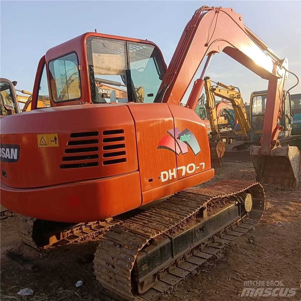 Doosan DH70 Pelle sur chenilles
