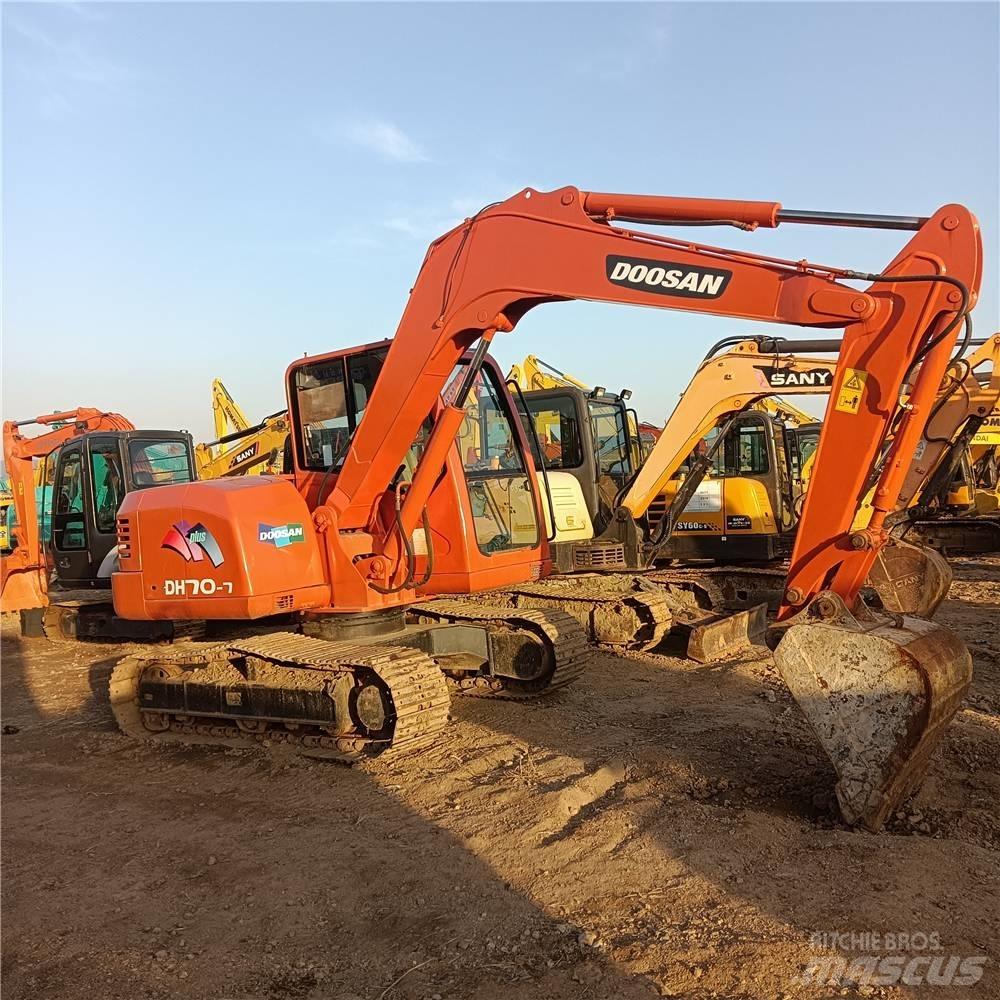 Doosan DH70 Pelle sur chenilles