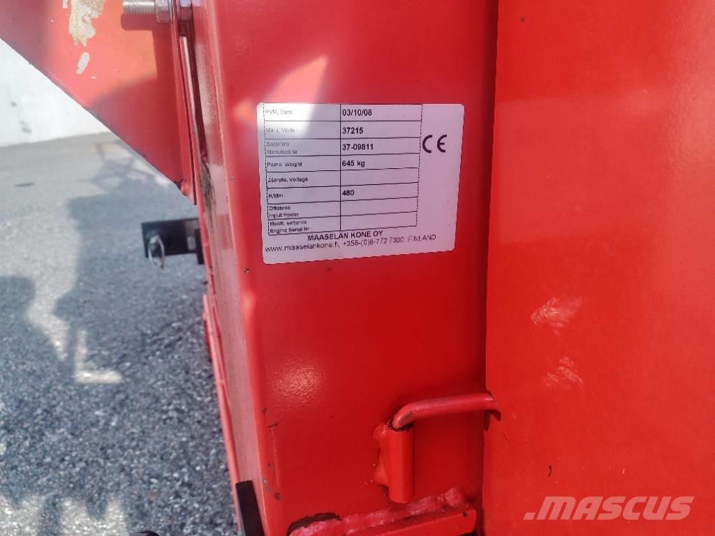 Hakki Pilke 1x37 TR Fendeuse, Scie