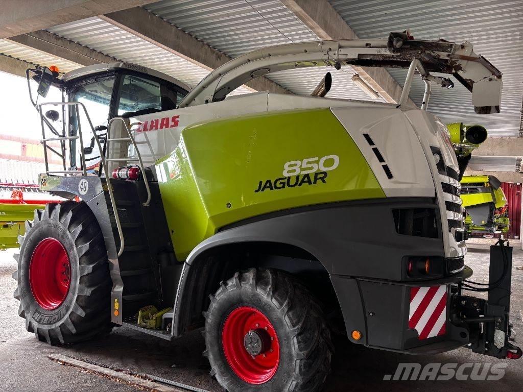 CLAAS Jaguar 850 Ensileuse automotrice