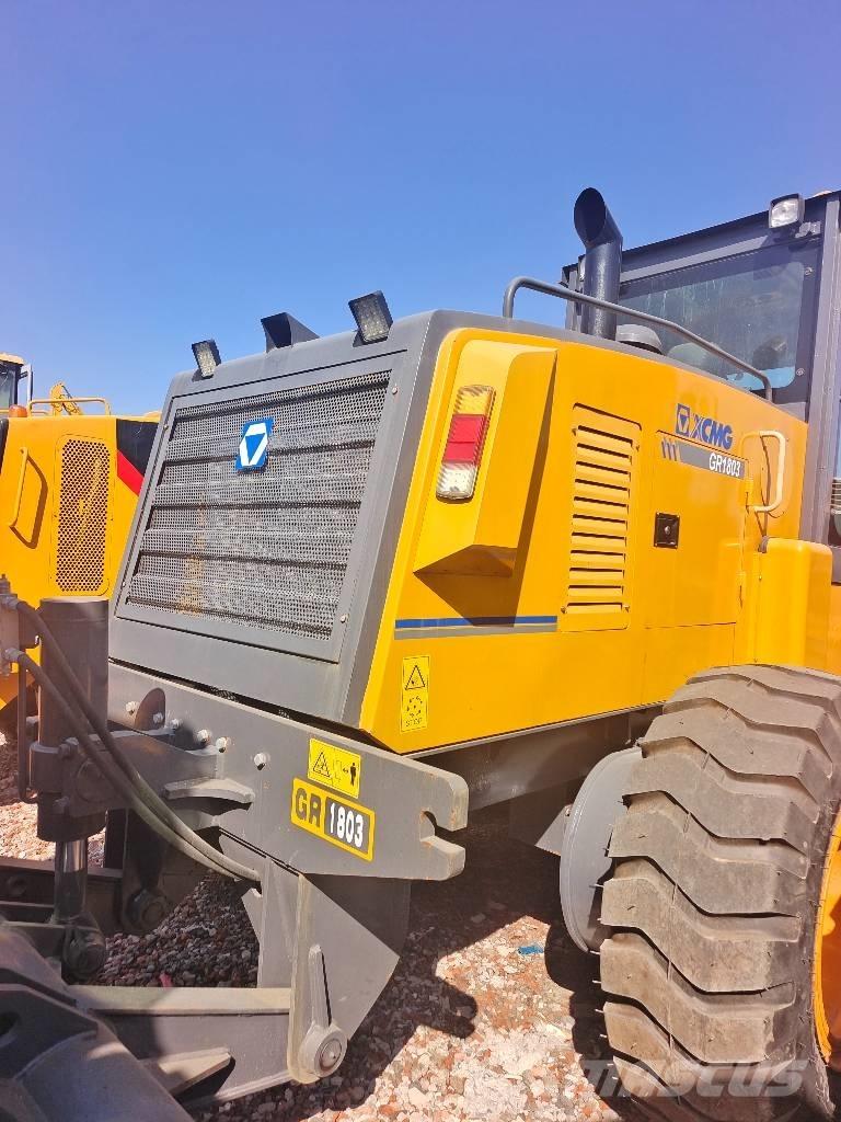 XCMG GR1803 Niveleuse