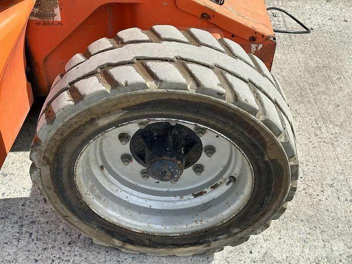 JLG E450 Nacelles articulées