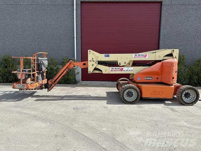 JLG E450 Nacelles articulées