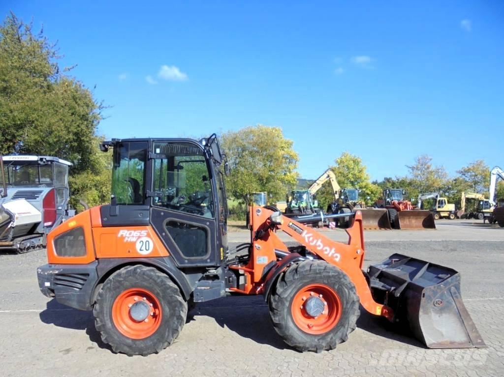 Kubota R 065 Chargeuse sur pneus