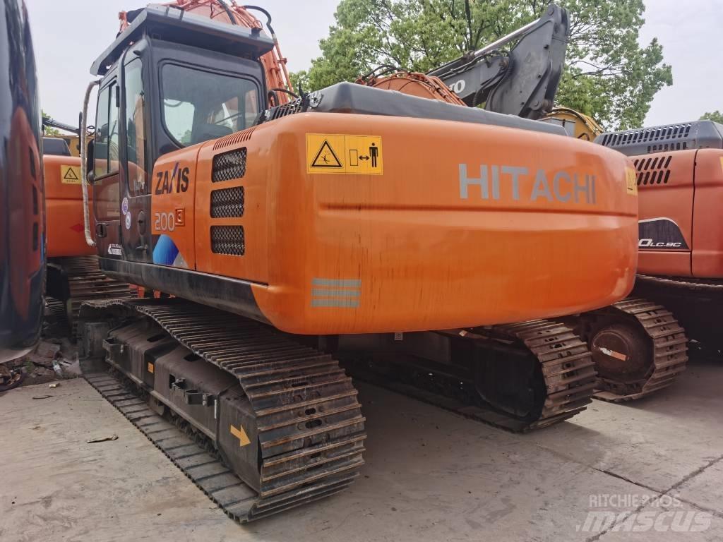 Hitachi ZX 200 Pelle sur chenilles