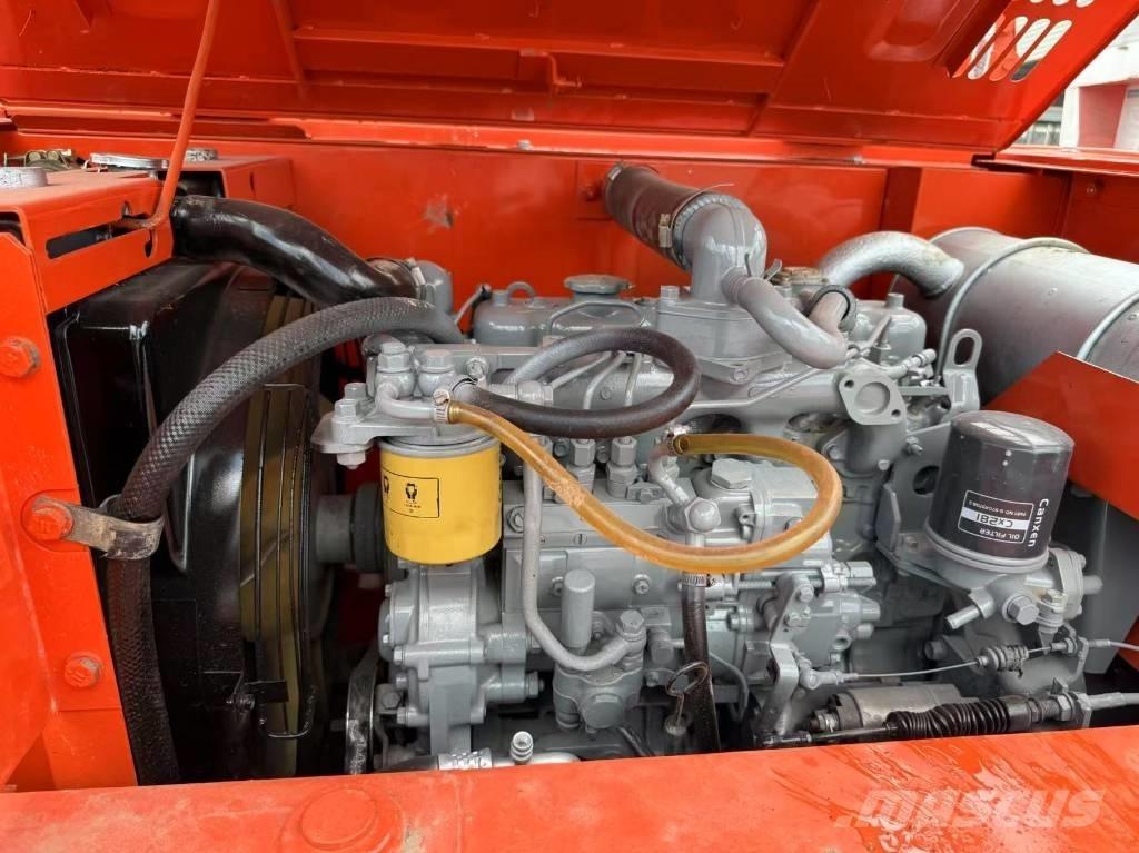 Hitachi Zaxis 60 Pelle sur chenilles