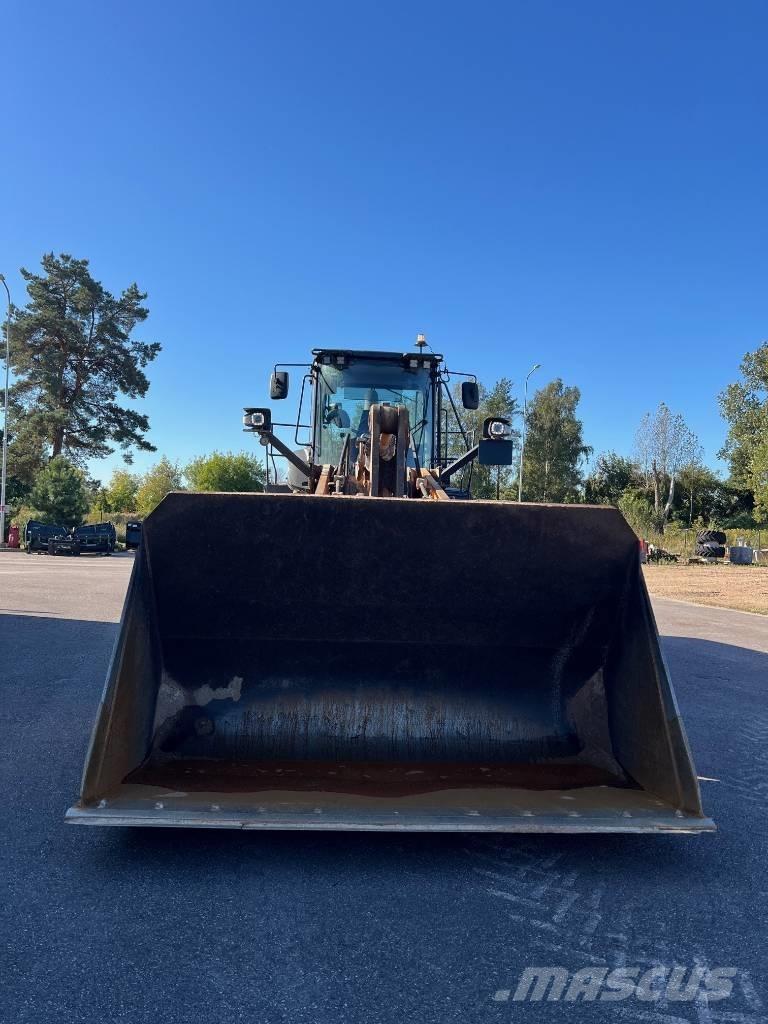 CASE 1021 G Chargeuse sur pneus