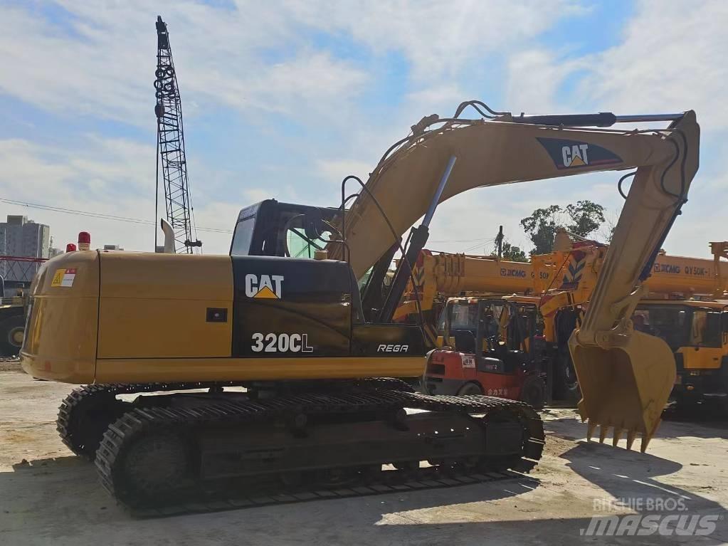 CAT 320 C L Pelle sur chenilles