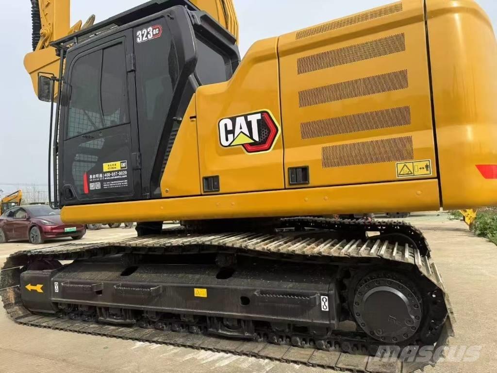CAT 323GC Pelle sur chenilles