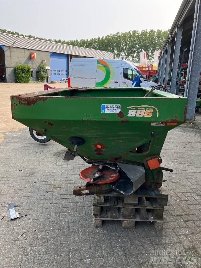 Amazone ZA-M 1200 Semoir à engrais