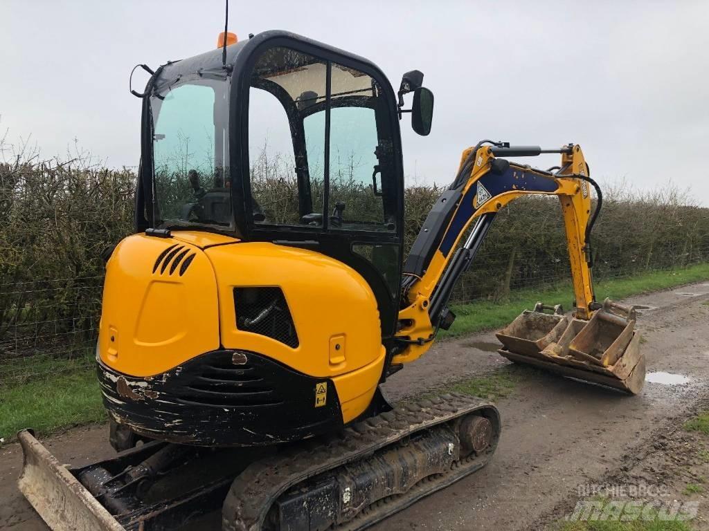 JCB 8026 CTS Mini pelle < 7t