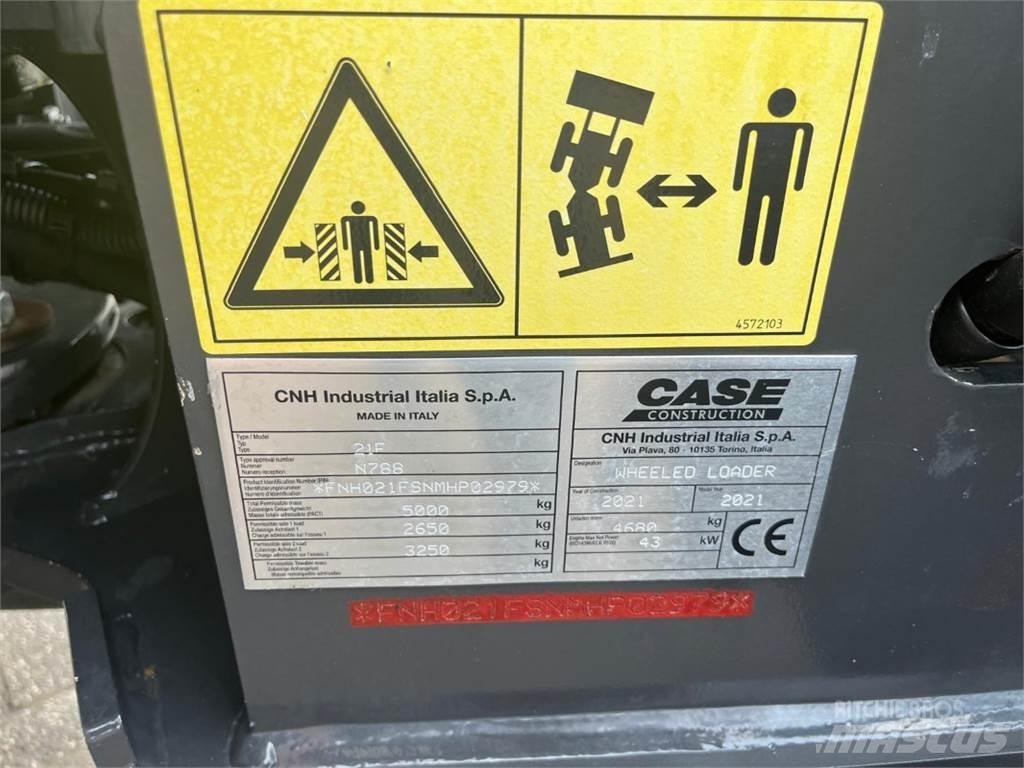 CASE 21F Chargeuse sur pneus