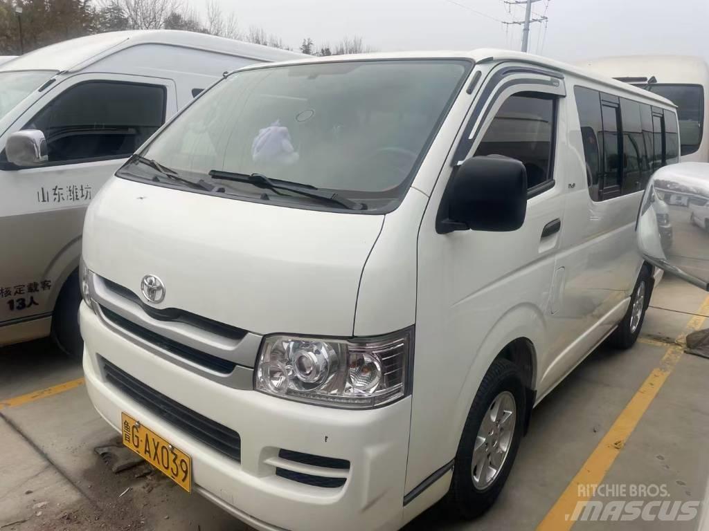 Toyota Hiace Autobus interurbain