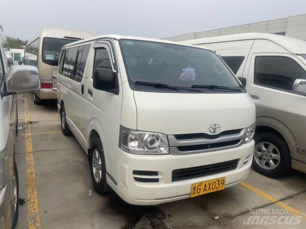 Toyota Hiace Autobus interurbain