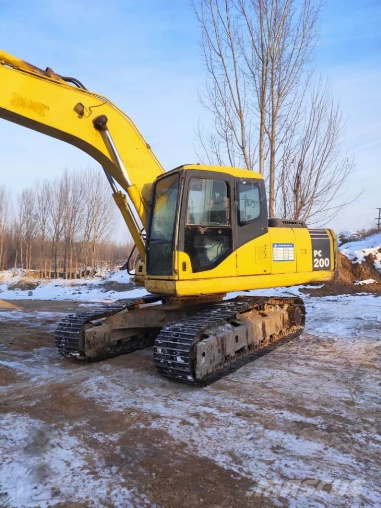 Komatsu PC 200-7 Pelle sur chenilles