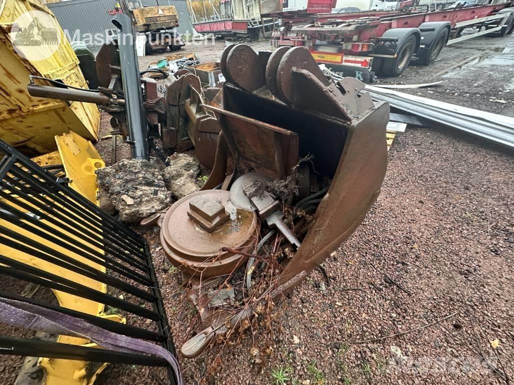 Case Poclain 1088 P Pelle sur pneus