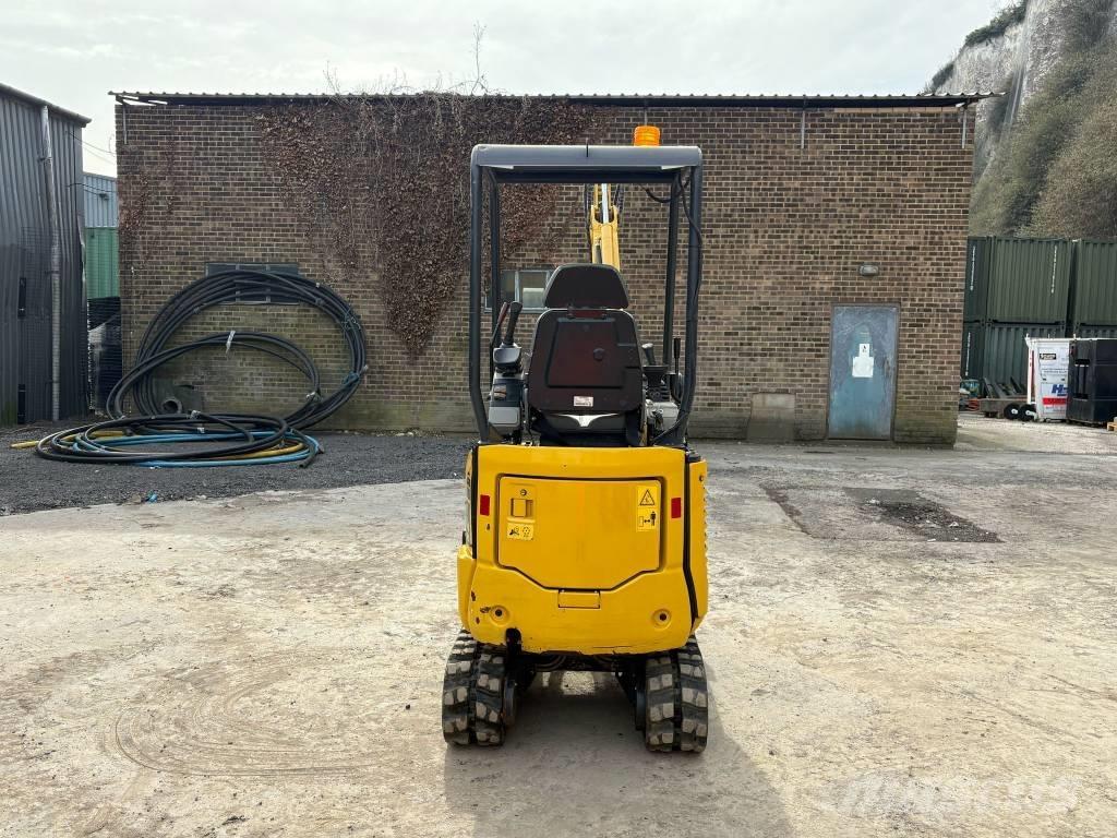 Komatsu PC 14 R-3HS Mini pelle < 7t