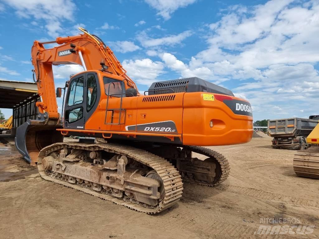 Doosan DX 520 LC Pelle sur chenilles