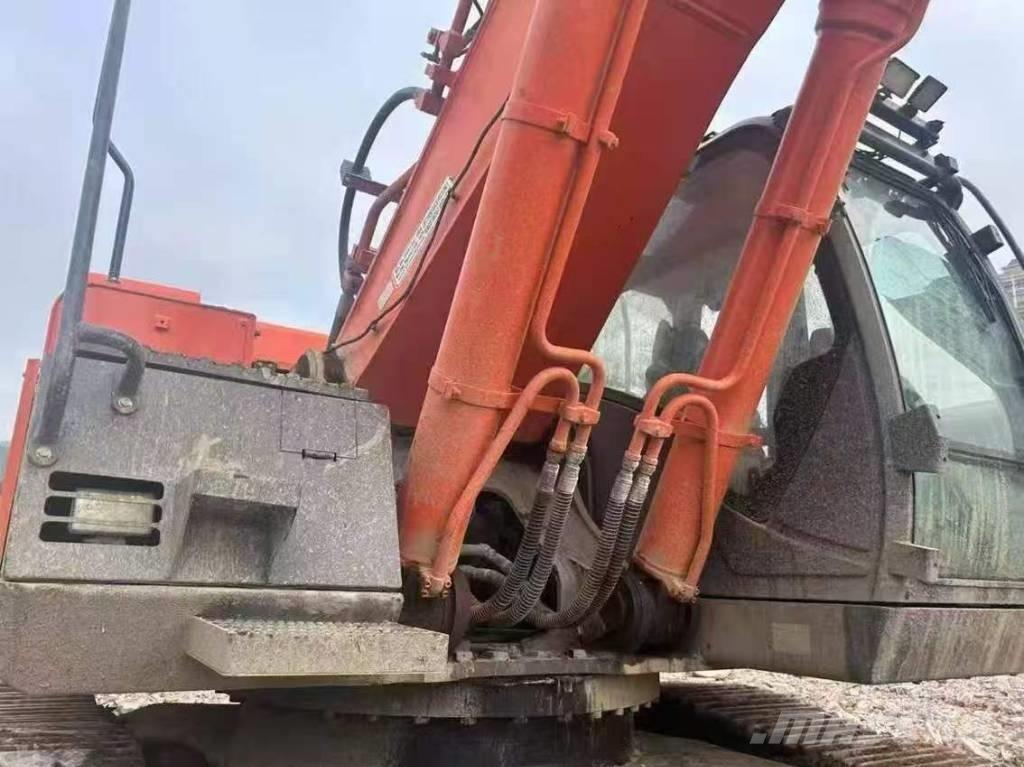 Hitachi ZX 470 Pelle sur chenilles