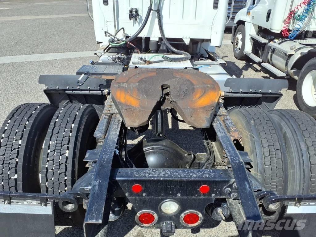Freightliner M2 106 Tracteur routier