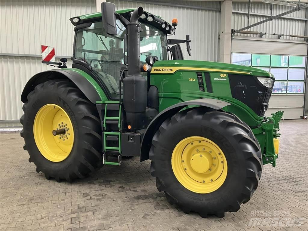John Deere 6R 250 Tracteur