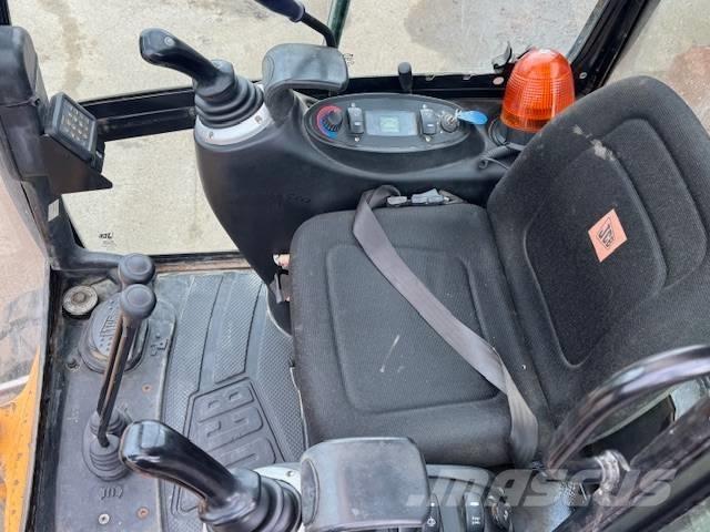 JCB 8018 Mini pelle < 7t