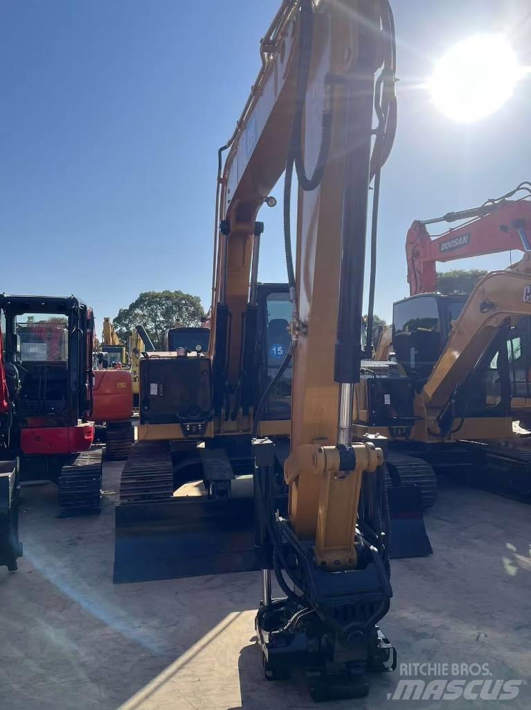 CAT 310 Pelle sur chenilles
