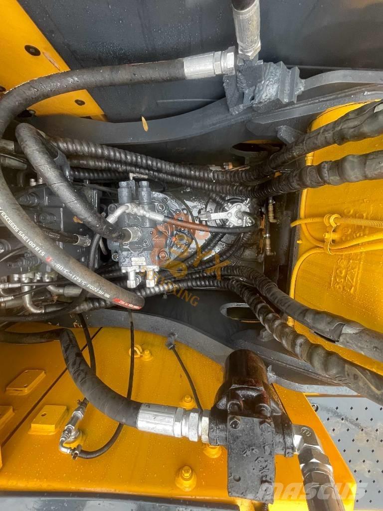 Hyundai R220LC-9 Pelle sur chenilles