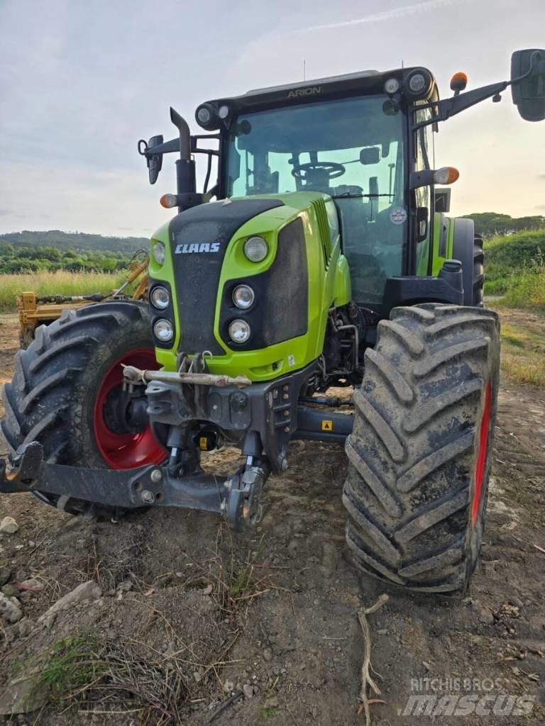 CLAAS Arion 460 Tracteur