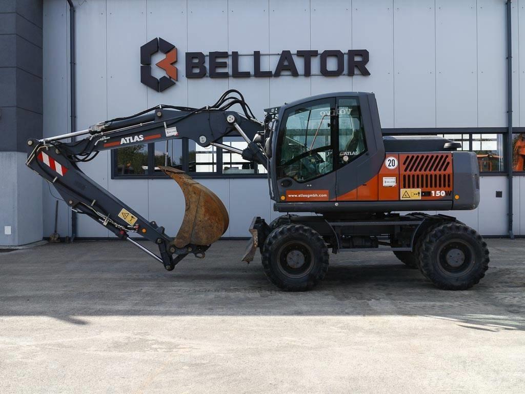 Atlas 150 W Pelle sur pneus