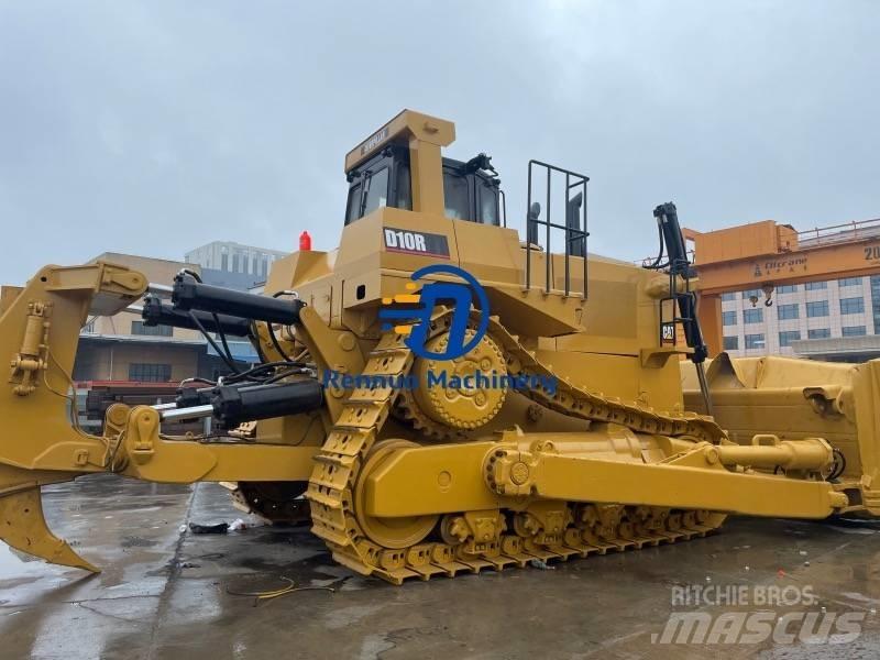 CAT D 10 R Bouteurs sur chenilles
