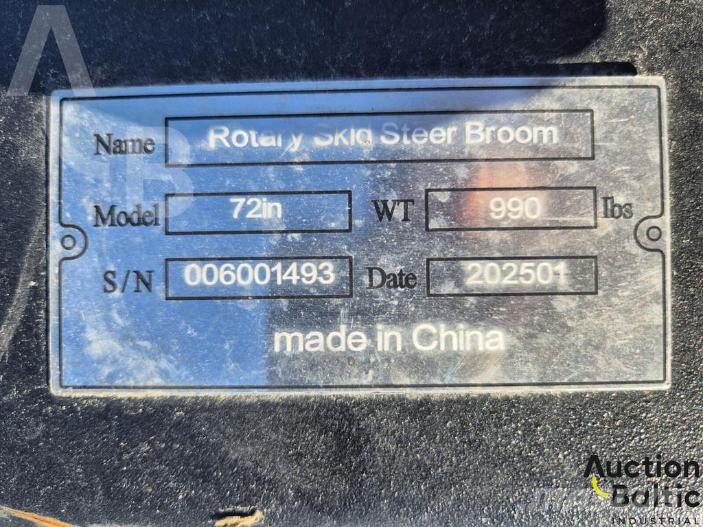  Rhino-Cross 72 in Balayeuse / Autolaveuse