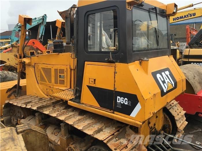 CAT D 6 G Bouteurs sur chenilles