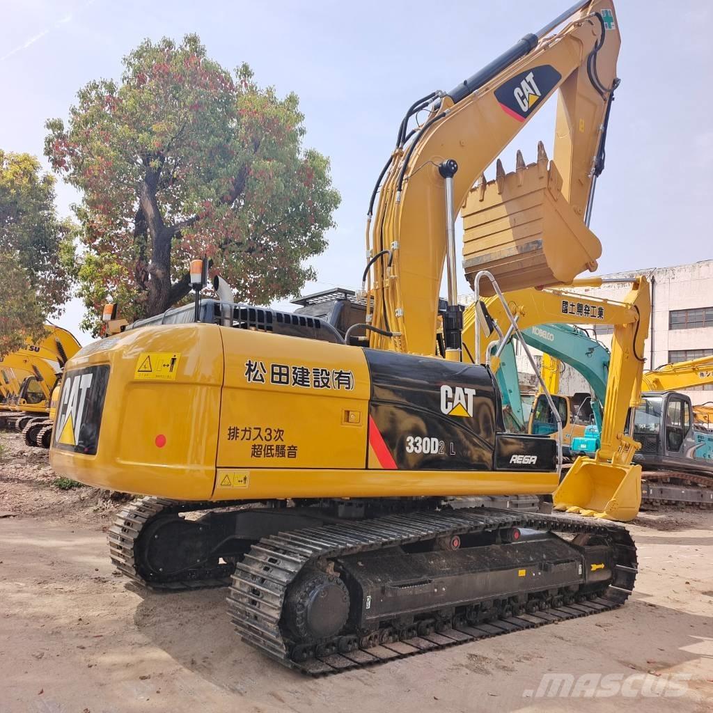 CAT 324 D L Pelle sur chenilles