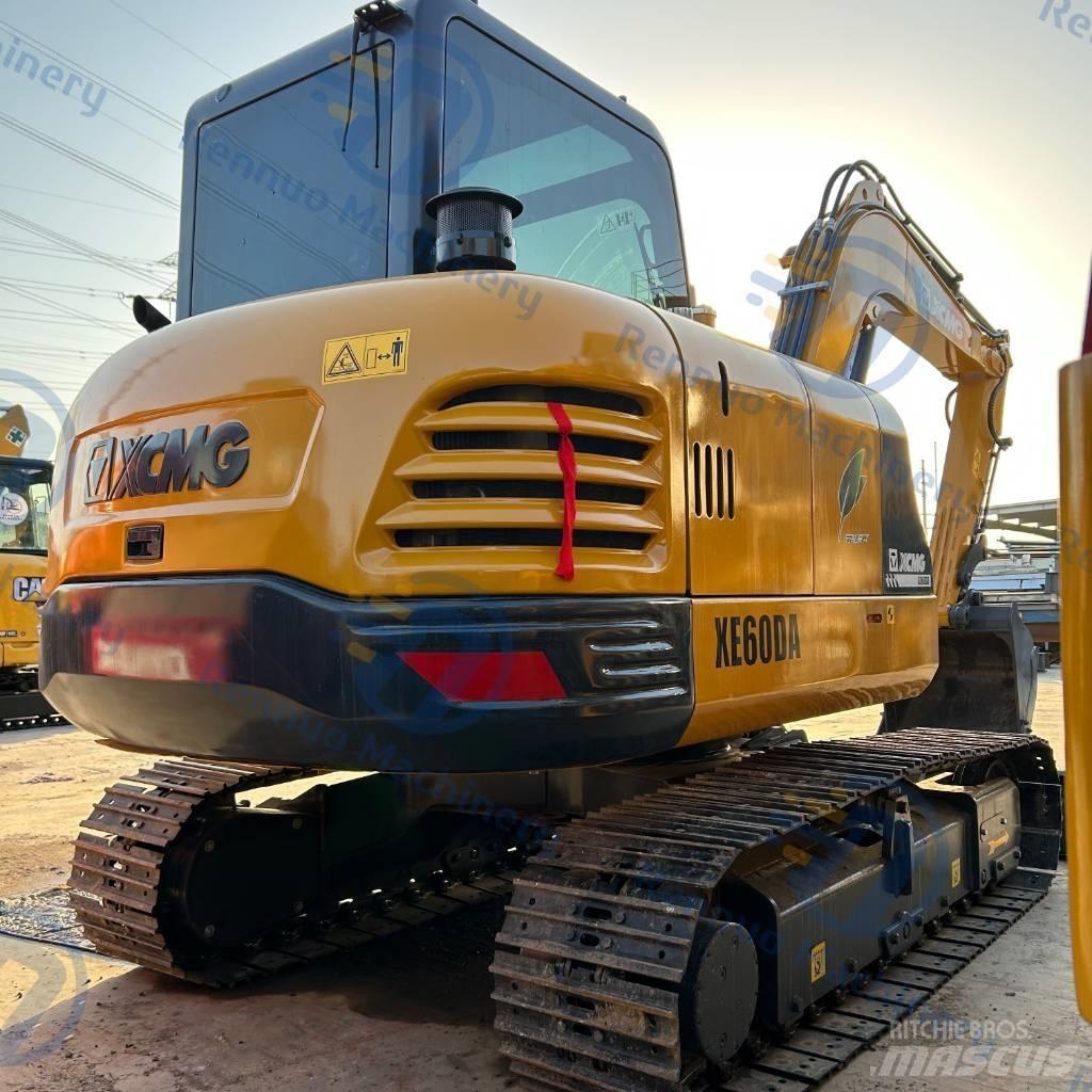 XCMG XE 60 DA Mini pelle < 7t