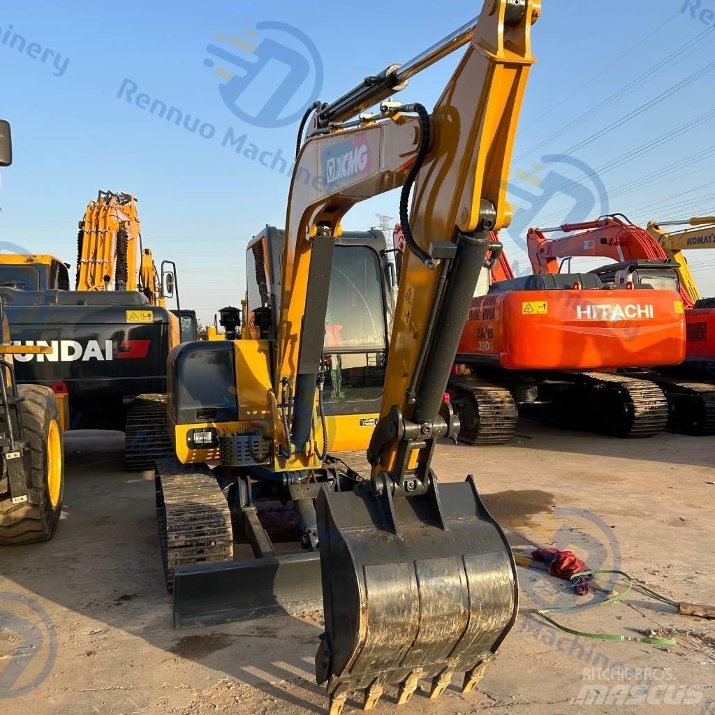 XCMG XE 60 DA Mini pelle < 7t