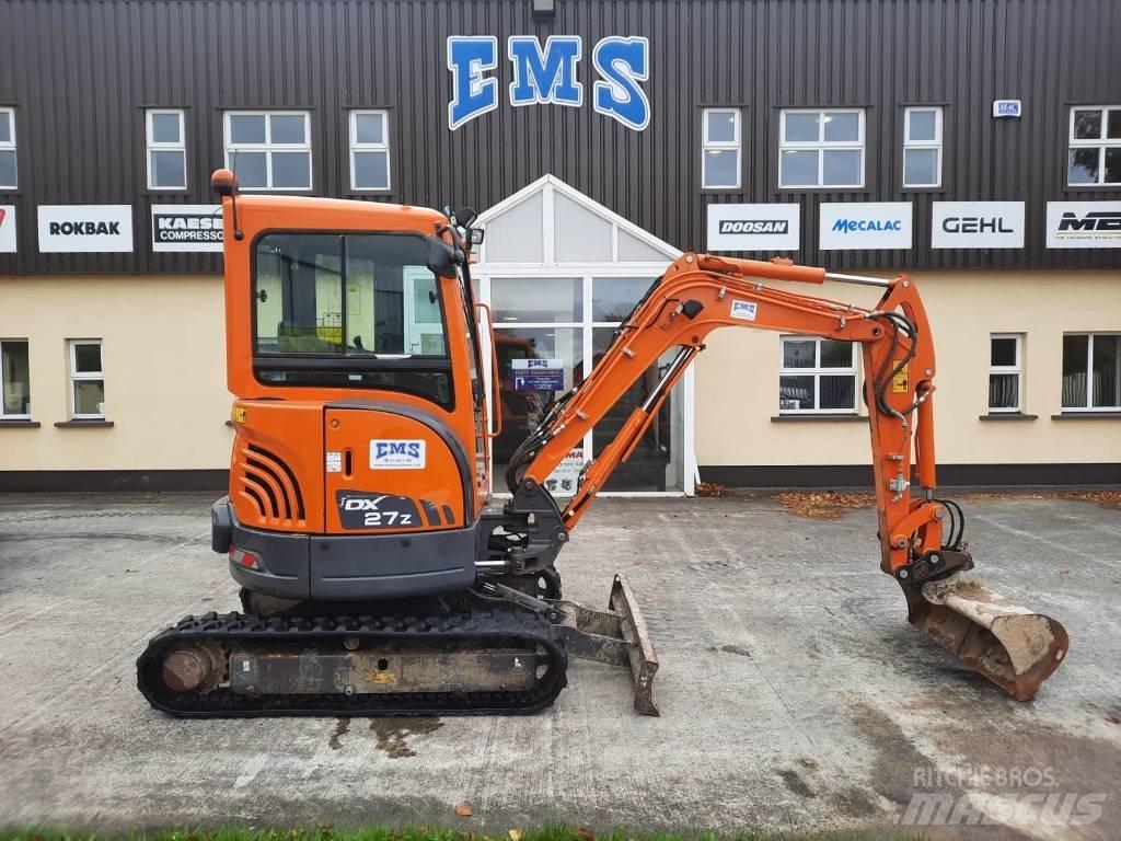 Doosan DX 27 Z Mini pelle < 7t