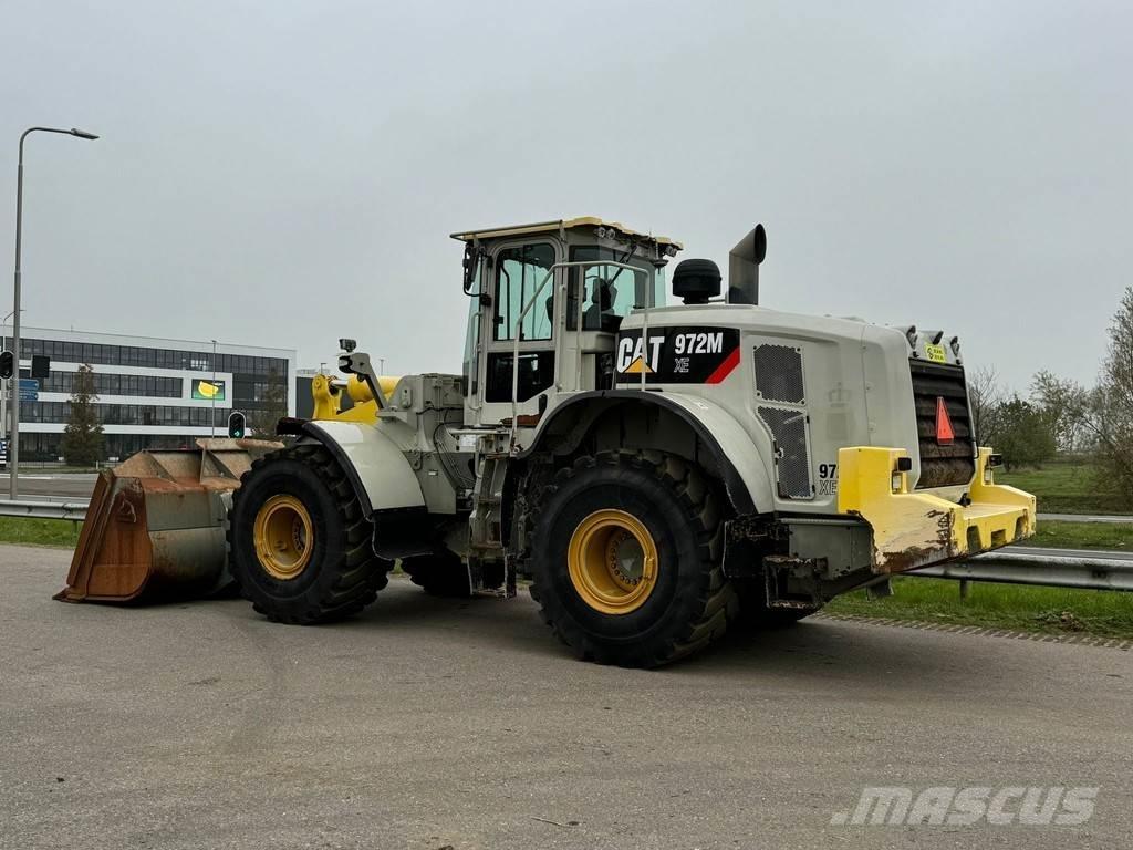 CAT 972M XE Chargeuse sur pneus
