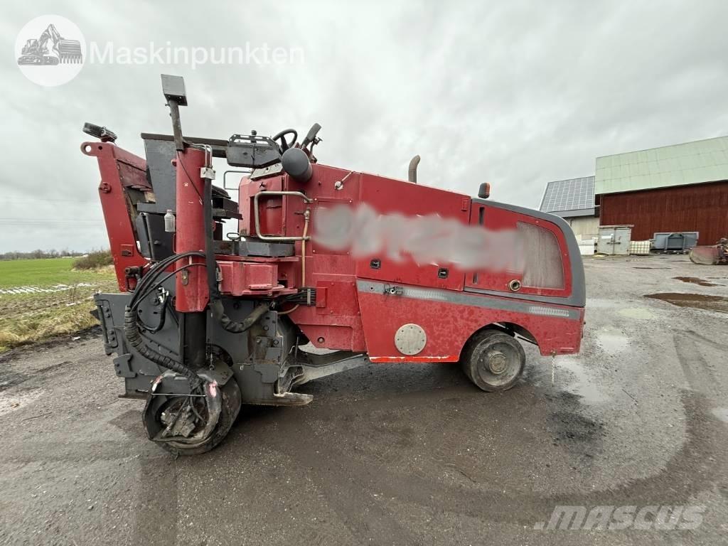 Wirtgen W 100 Fraiseuse à froid