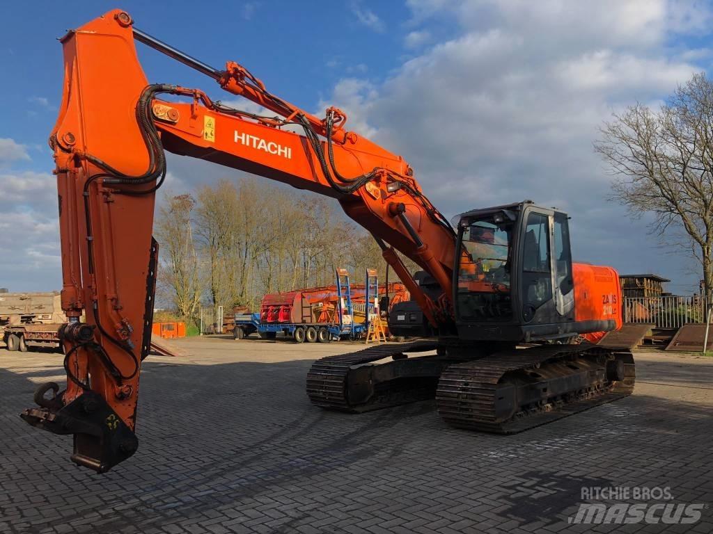 Hitachi ZX 210 LC-3 Pelle sur chenilles