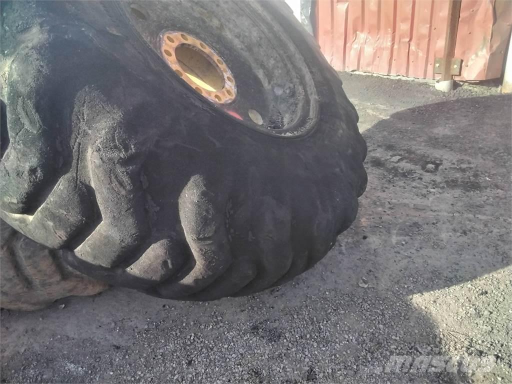 Nokian Els 17,5x25 Pneus, roues et jantes
