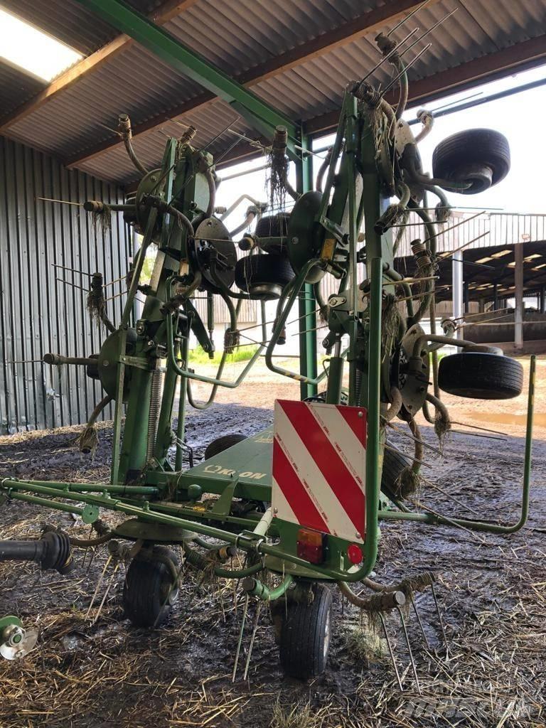 Krone 8.82/8 Tedder Rateau faneur